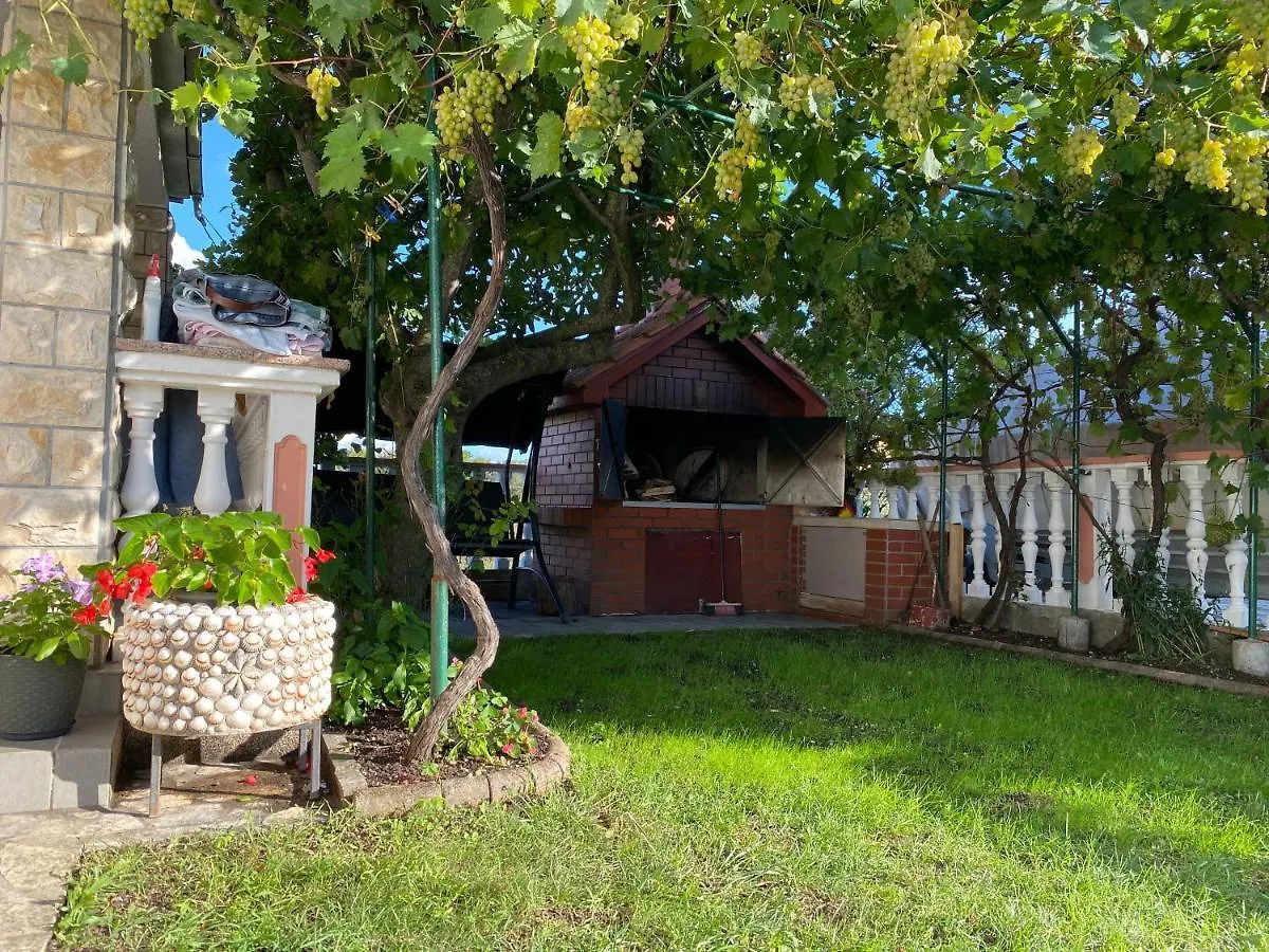 Apartments Galic Nin